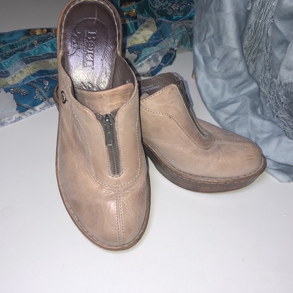 Born Haledon Taupe Clog Mules Women's Size 9 - Picture 2 of 13
